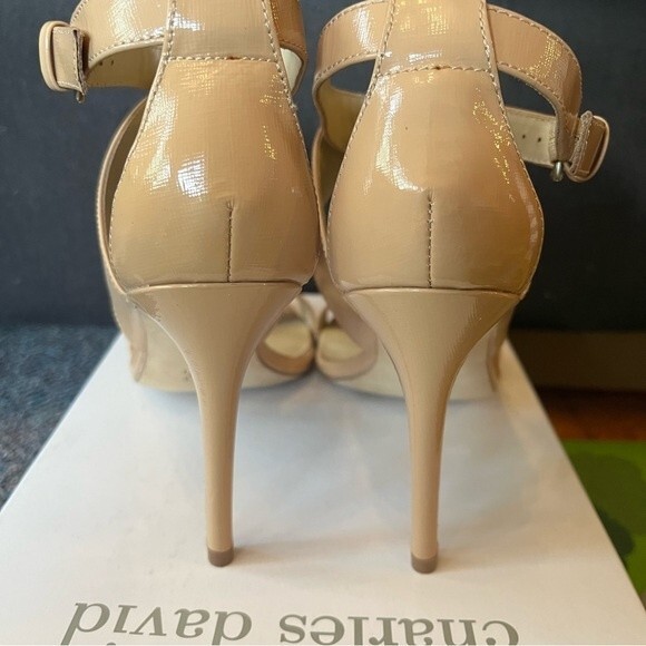 Charles by Charles David Icon Camel Patent Leather Criss Cross Strap Sandal Heel - Picture 4 of 7